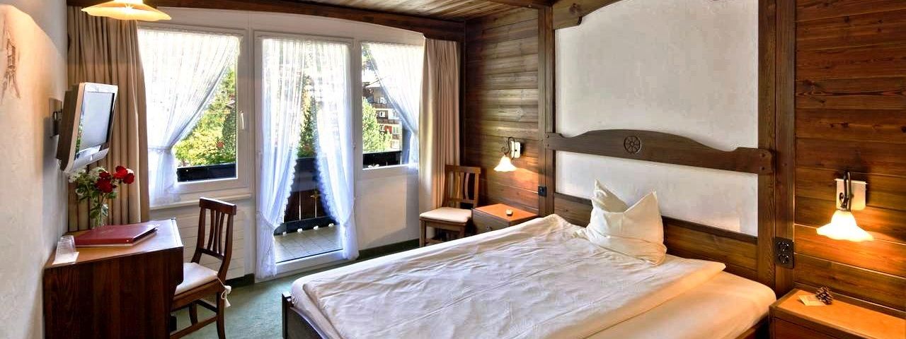 some of the bedrooms has a view of the Matterhorn